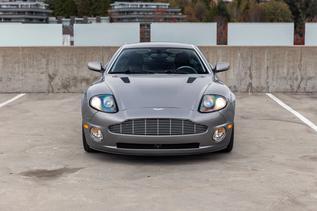 2003 Aston Martin Vanquish 1st Gen - Image 13 of 31