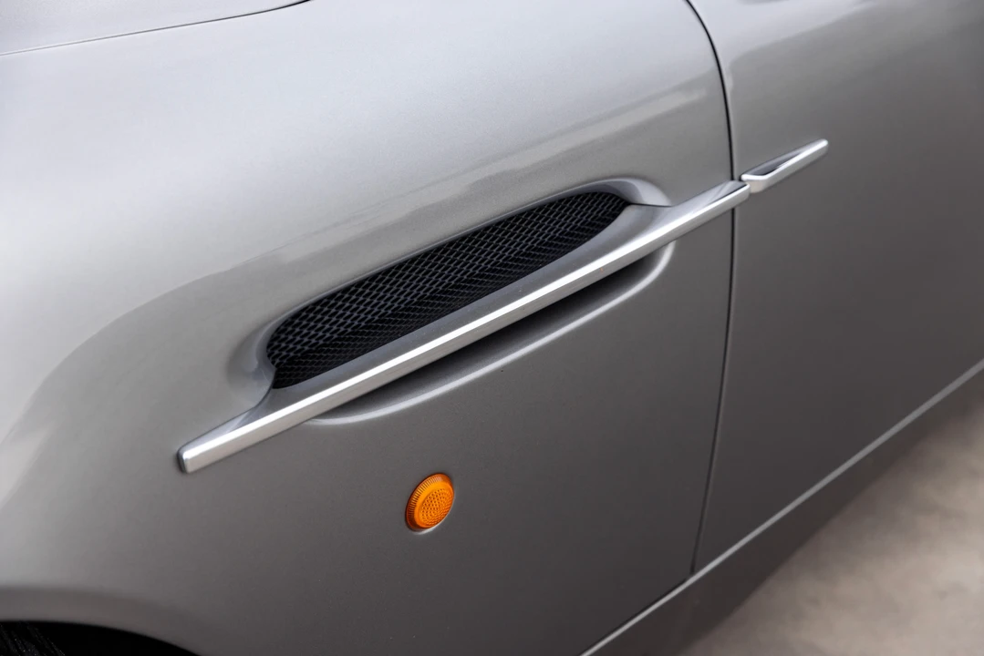 2003 Aston Martin Vanquish 1st Gen - Image 7 of 31