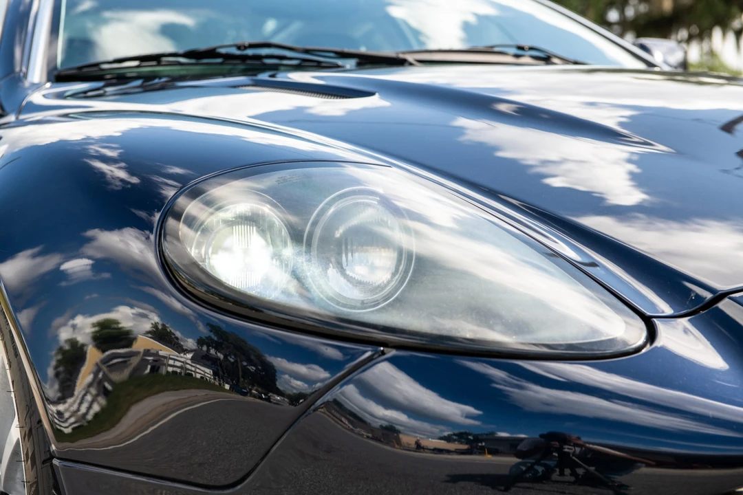 2003 Aston Martin Vanquish 1st Gen - Image 13 of 31
