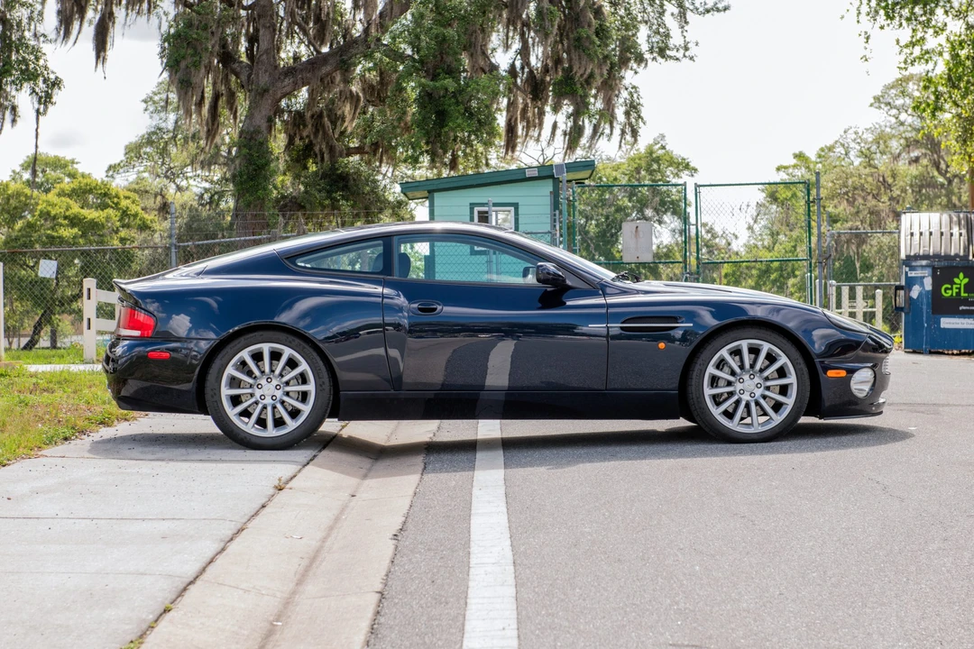 2003 Aston Martin Vanquish 1st Gen - Image 4 of 31