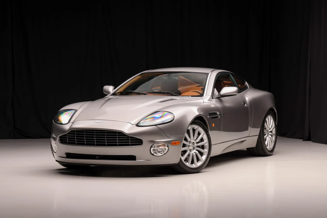 2003 Aston Martin Vanquish 1st Gen - Image 2 of 31