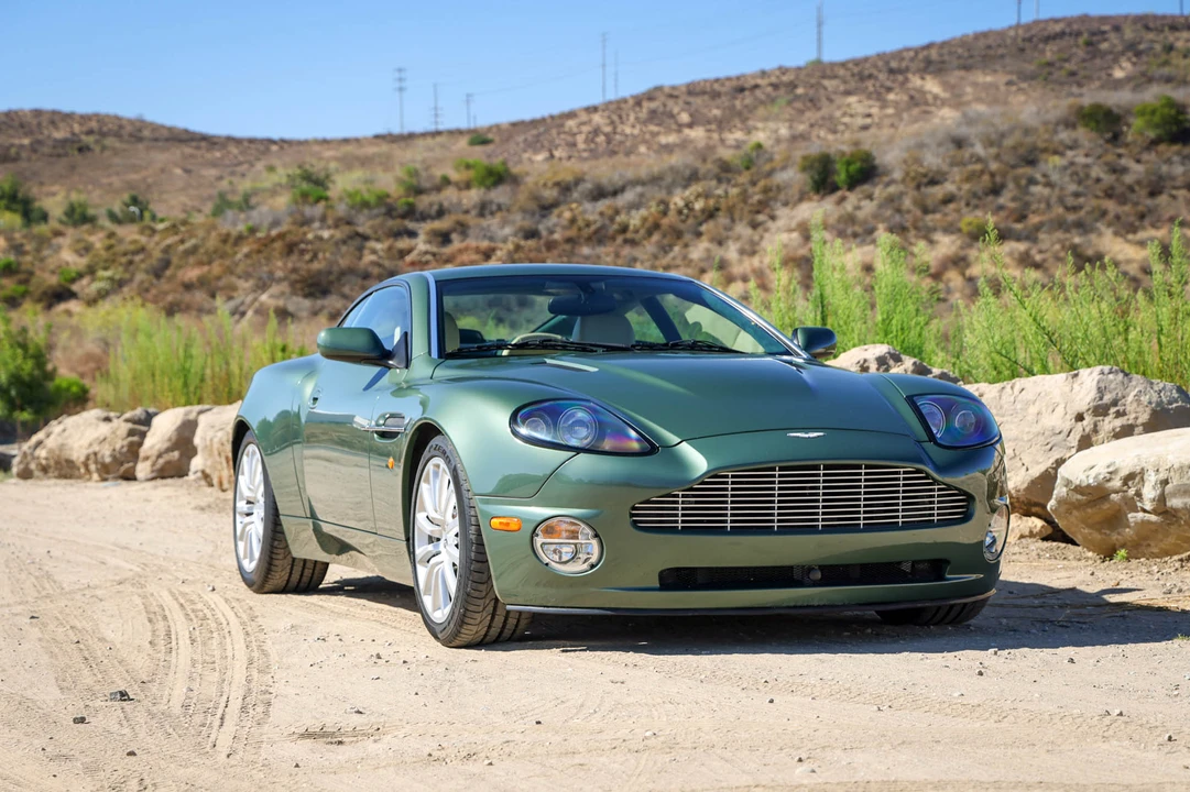 2003 Aston Martin Vanquish 1st Gen - Image 7 of 31