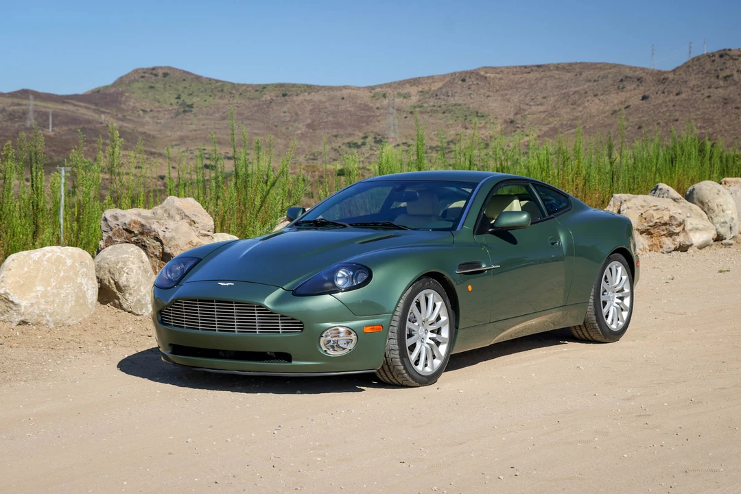 2003 Aston Martin Vanquish 1st Gen - Image 3 of 31