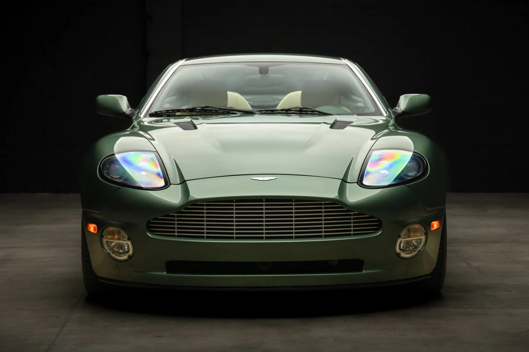2003 Aston Martin Vanquish 1st Gen - Image 24 of 31
