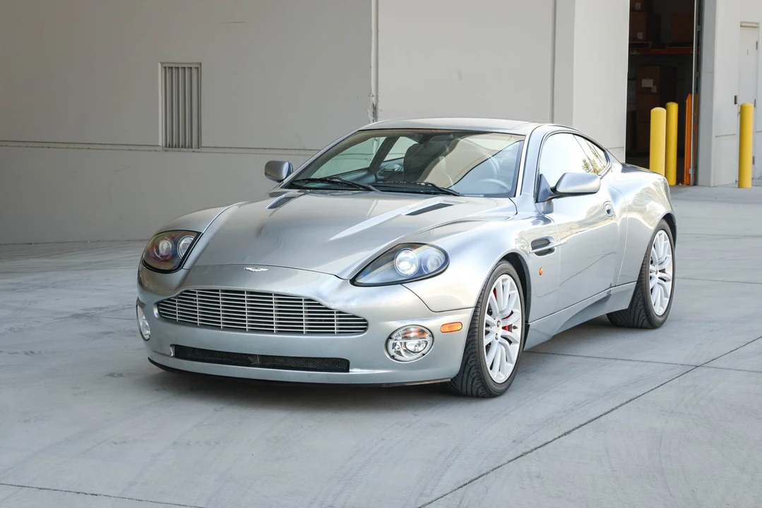 2003 Aston Martin Vanquish 1st Gen - Image 2 of 31