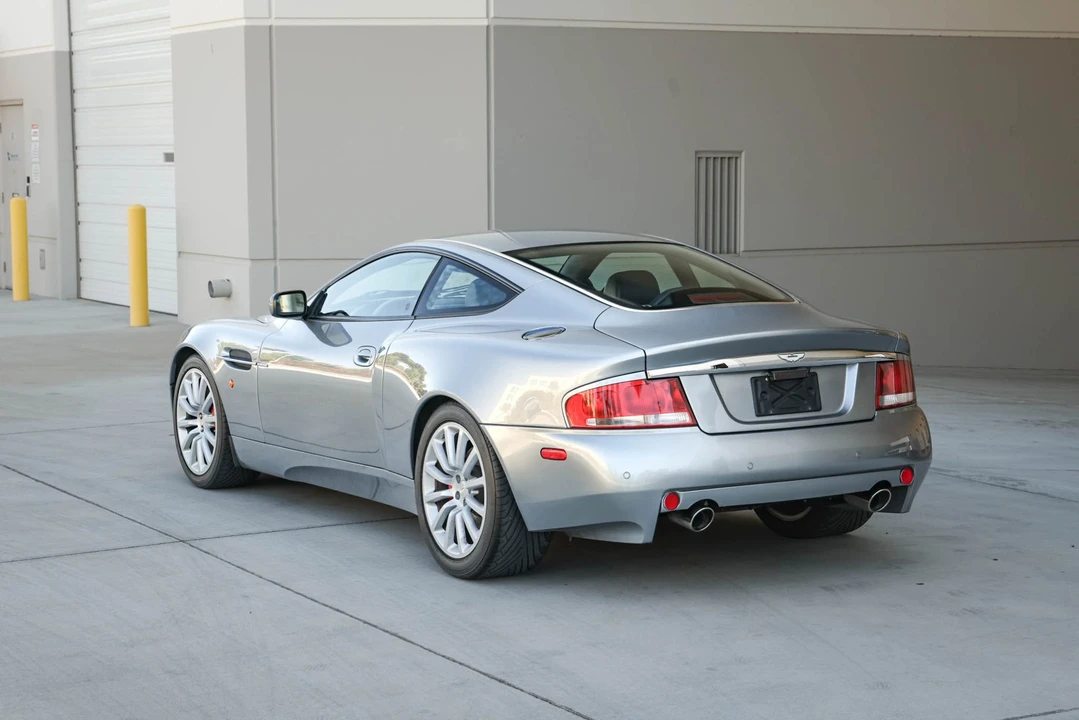 2003 Aston Martin Vanquish 1st Gen - Image 7 of 31