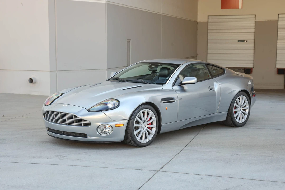 2003 Aston Martin Vanquish 1st Gen - Image 3 of 31
