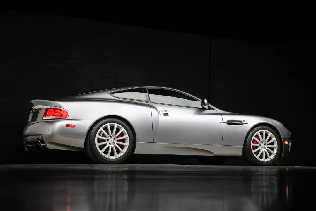 2003 Aston Martin Vanquish 1st Gen - Image 31 of 31