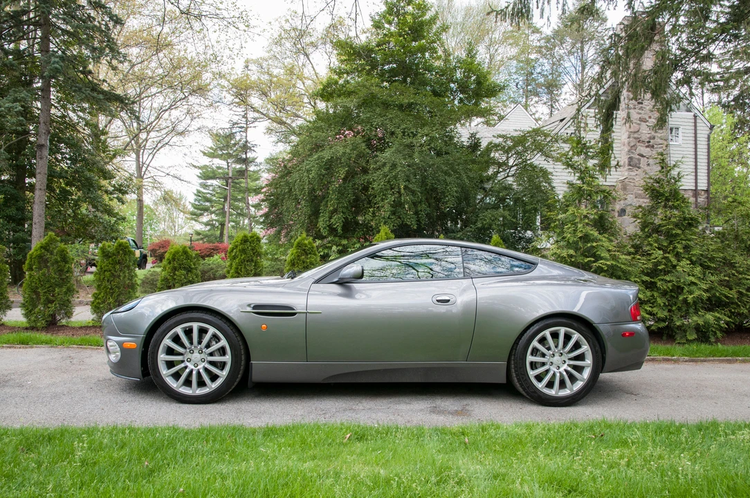 2003 Aston Martin Vanquish 1st Gen - Image 3 of 31