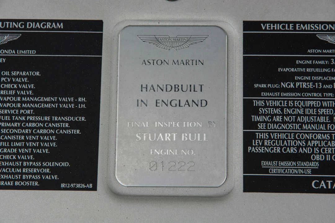 2003 Aston Martin Vanquish 1st Gen - Image 9 of 31