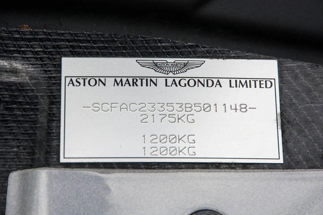 2003 Aston Martin Vanquish 1st Gen - Image 10 of 31