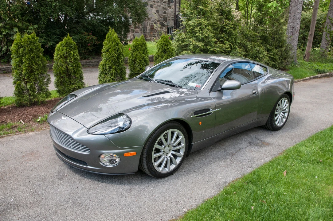 2003 Aston Martin Vanquish 1st Gen - Image 5 of 31