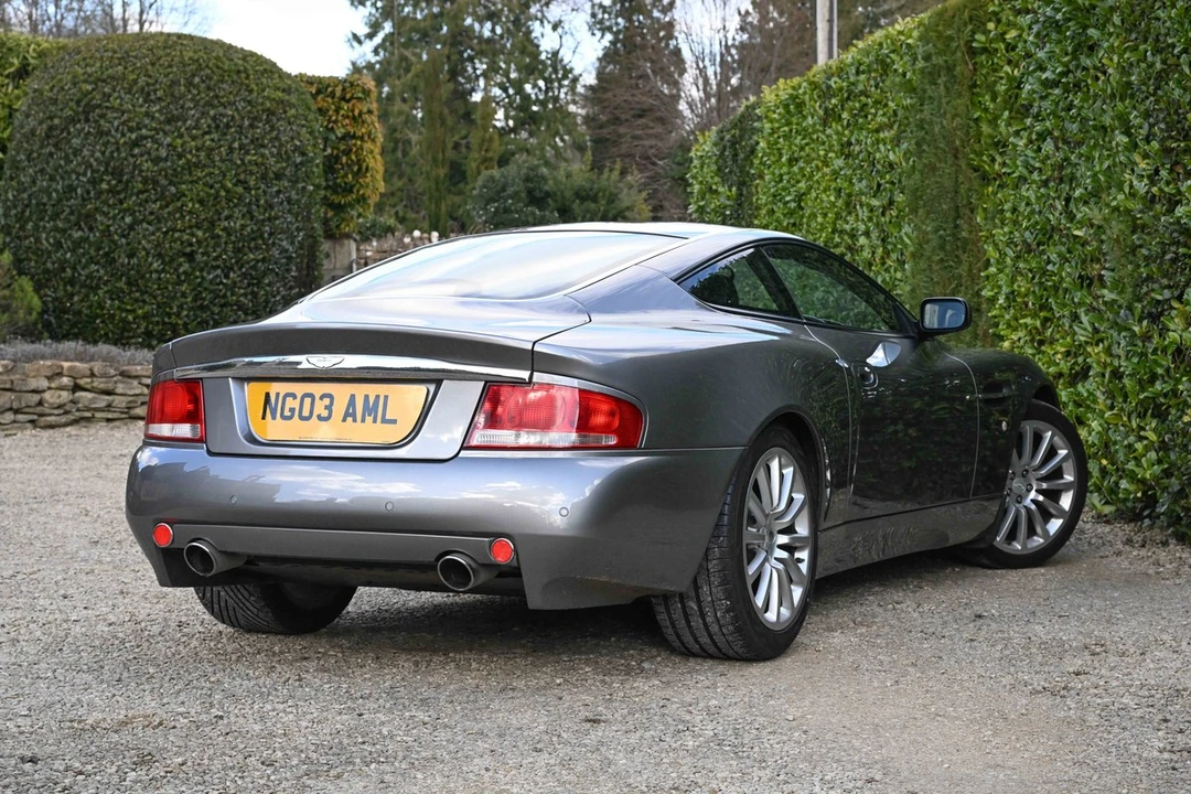 2003 Aston Martin Vanquish 1st Gen - Image 8 of 30