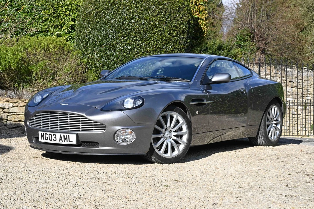 2003 Aston Martin Vanquish 1st Gen - Image 5 of 30