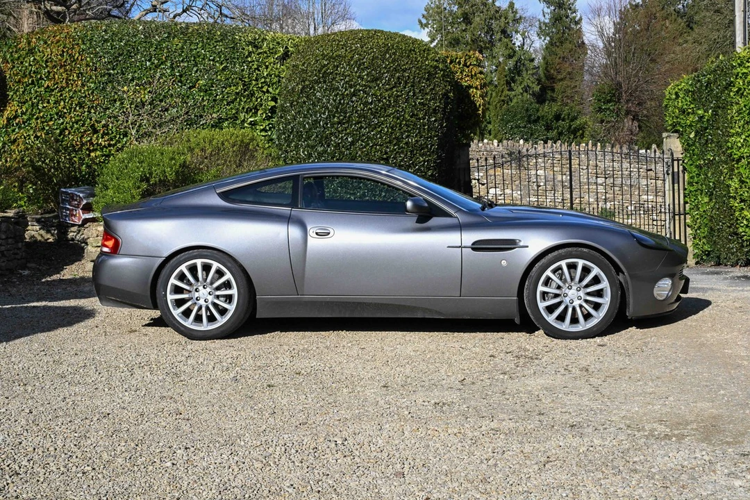 2003 Aston Martin Vanquish 1st Gen - Image 3 of 30
