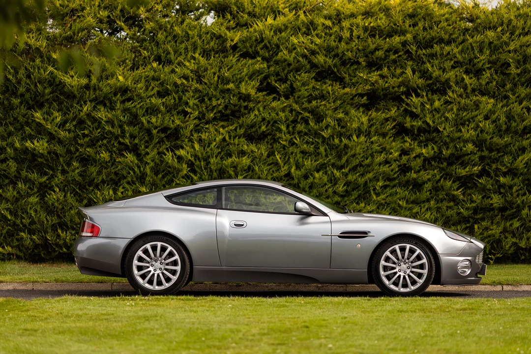 2004 Aston Martin Vanquish 1st Gen - Image 4 of 31