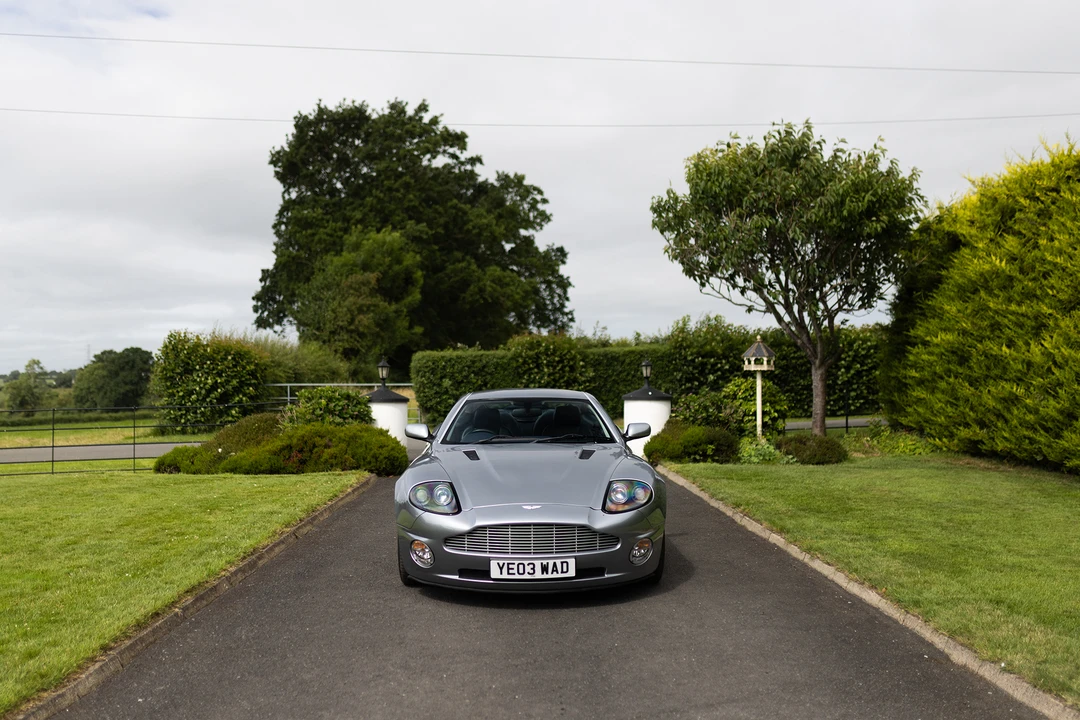 2004 Aston Martin Vanquish 1st Gen - Image 14 of 31