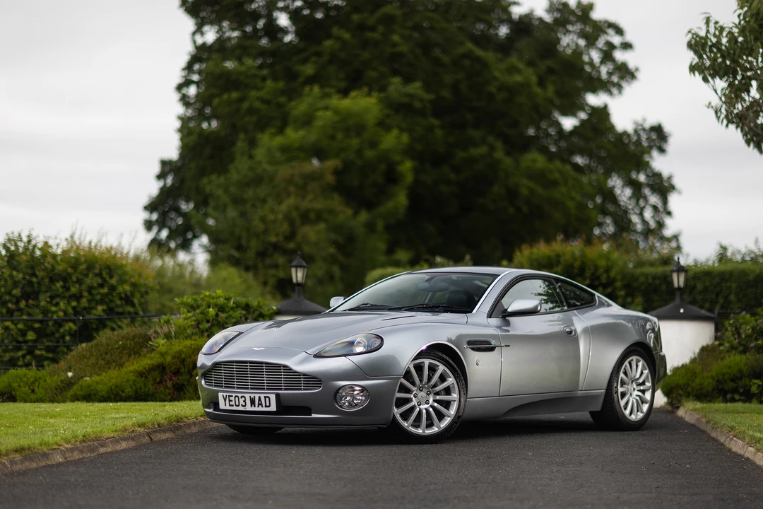 2004 Aston Martin Vanquish 1st Gen - Image 9 of 31