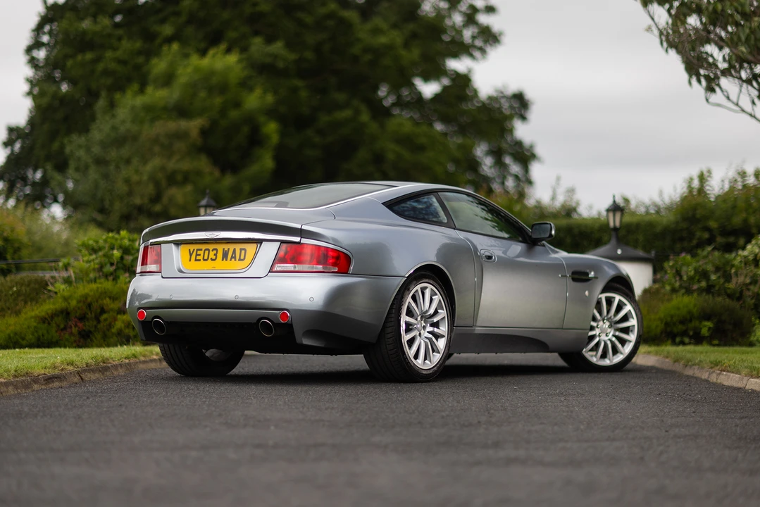 2004 Aston Martin Vanquish 1st Gen - Image 5 of 31