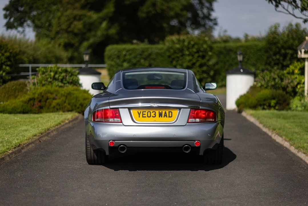 2004 Aston Martin Vanquish 1st Gen - Image 30 of 31