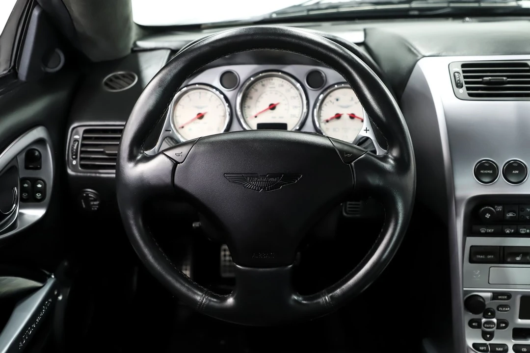 2003 Aston Martin Vanquish 1st Gen - Image 14 of 21