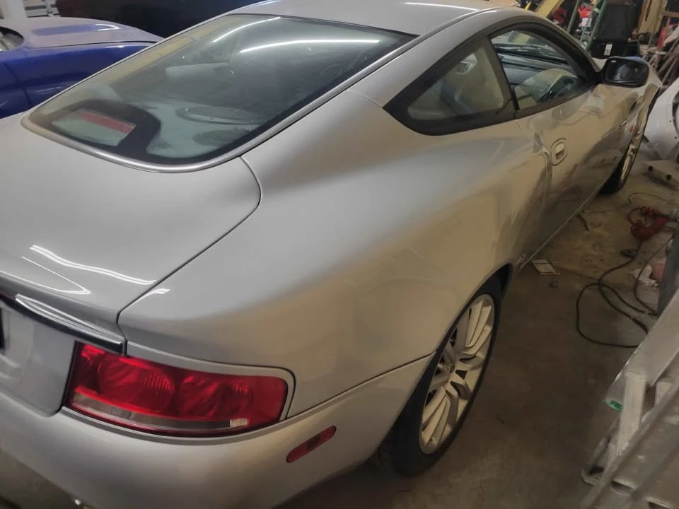 2003 Aston Martin Vanquish 1st Gen - Image 4 of 8