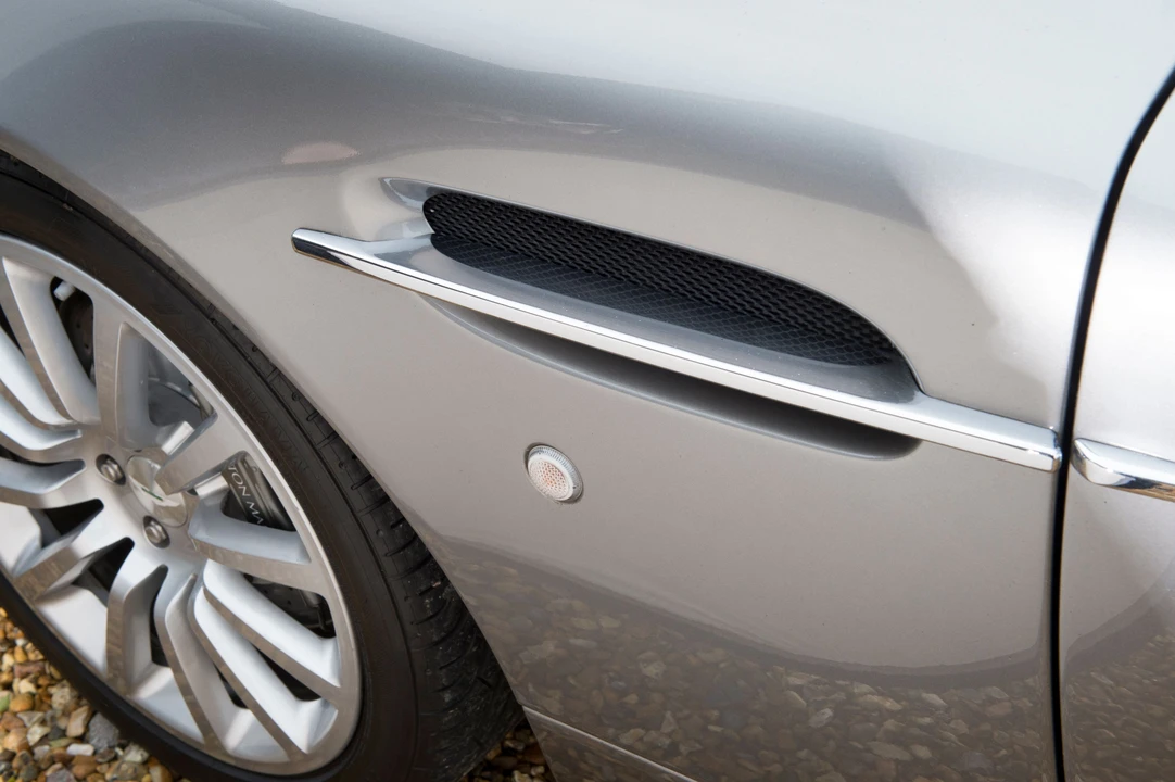2003 Aston Martin Vanquish 1st Gen - Image 22 of 22