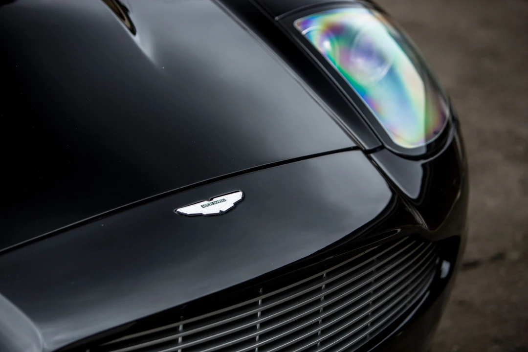 2003 Aston Martin Vanquish 1st Gen - Image 22 of 25