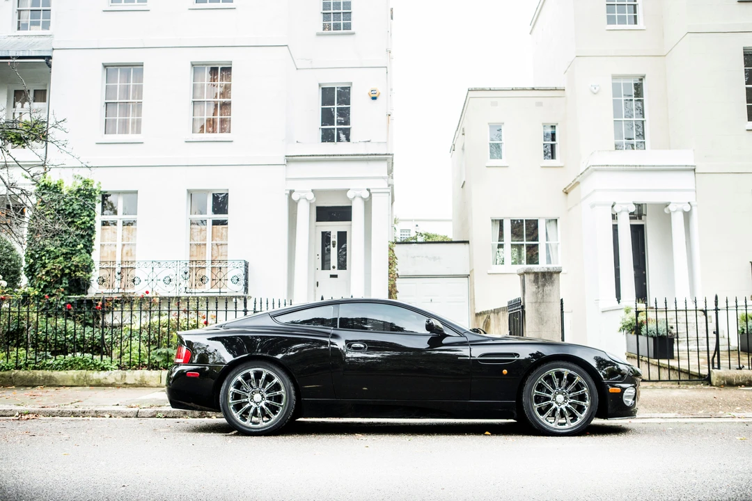 2003 Aston Martin Vanquish 1st Gen - Image 5 of 25
