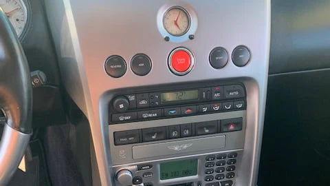2003 Aston Martin Vanquish 1st Gen - Image 7 of 11