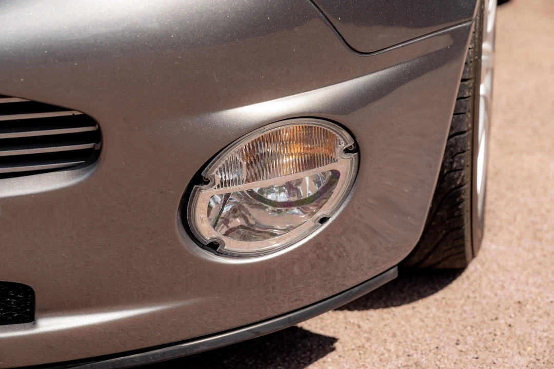 2003 Aston Martin Vanquish 1st Gen - Image 26 of 31