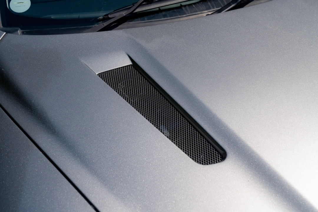 2003 Aston Martin Vanquish 1st Gen - Image 29 of 31