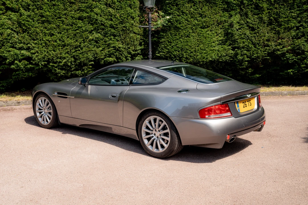 2003 Aston Martin Vanquish 1st Gen - Image 5 of 31