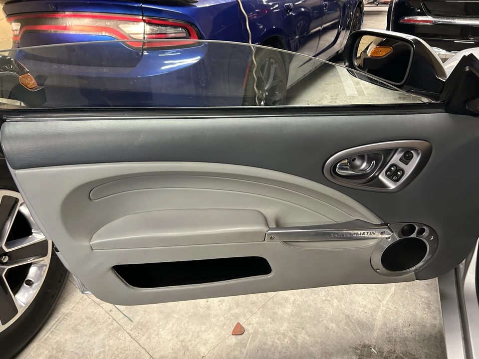 2003 Aston Martin Vanquish 1st Gen - Image 27 of 31