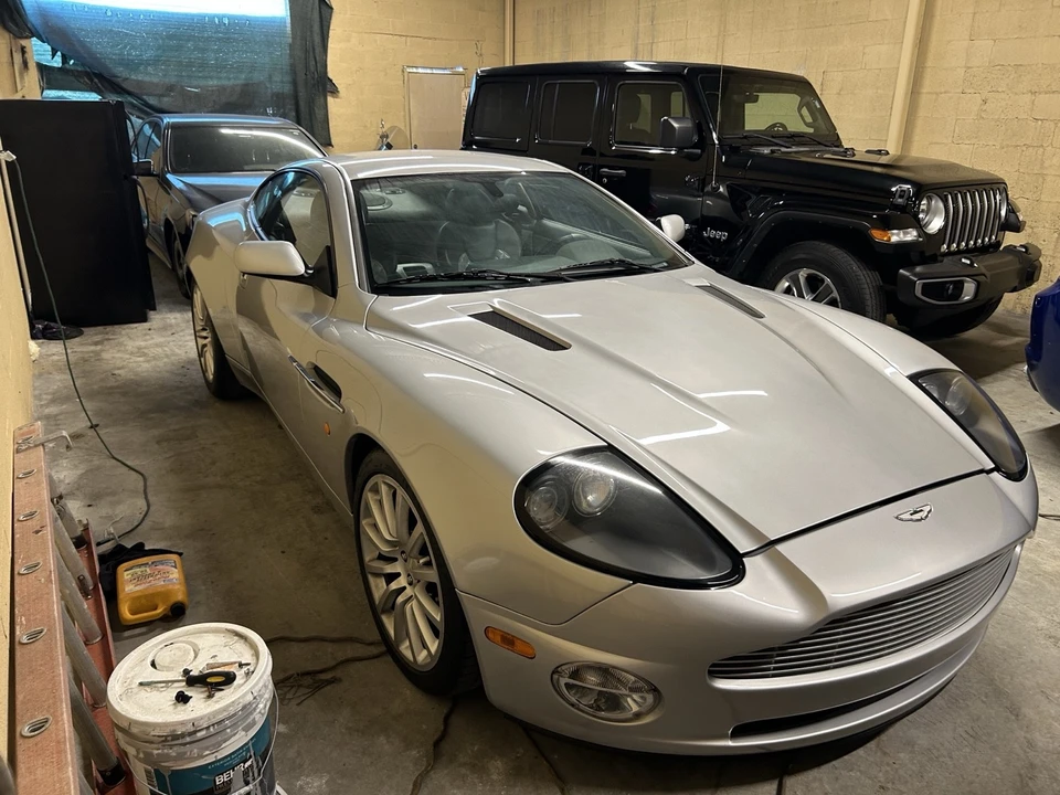 2003 Aston Martin Vanquish 1st Gen - Image 9 of 31
