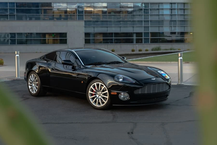 2003 Aston Martin Vanquish 1st Gen - Image 3 of 5