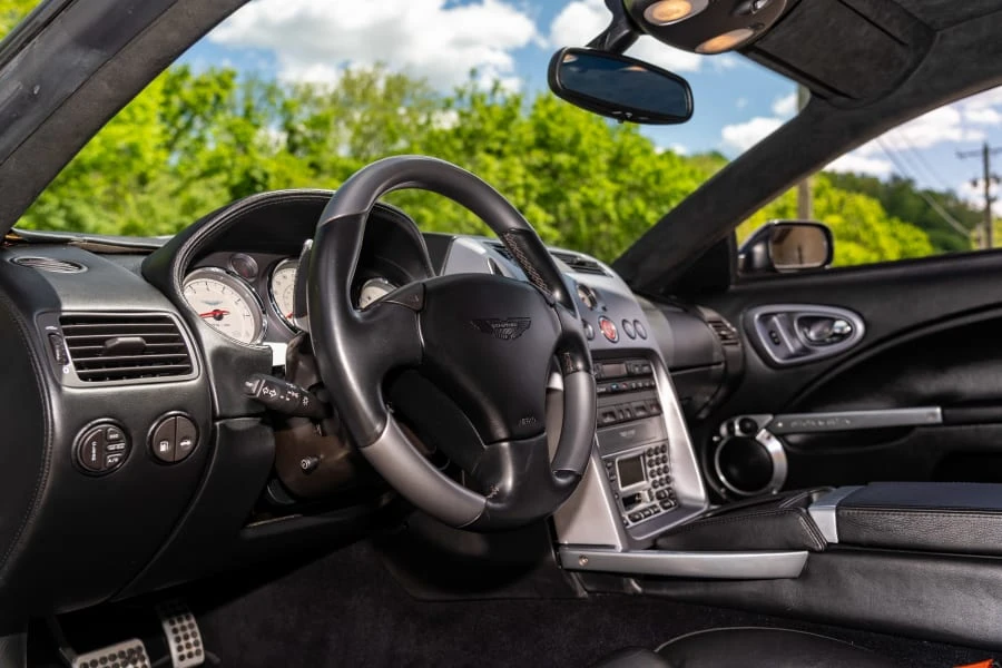 2003 Aston Martin Vanquish 1st Gen - Image 18 of 25