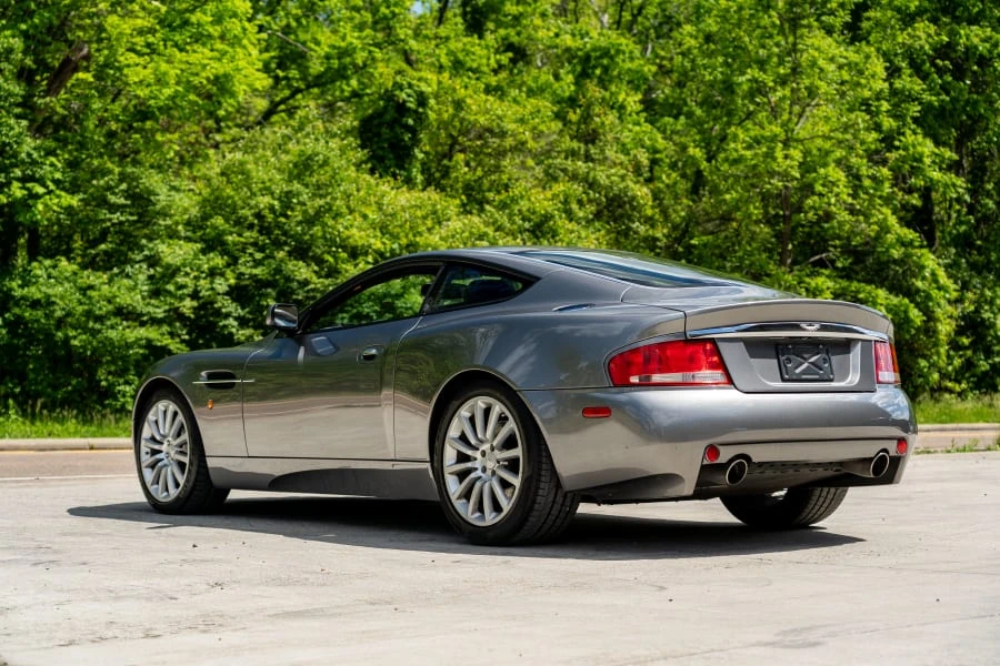 2003 Aston Martin Vanquish 1st Gen - Image 12 of 25
