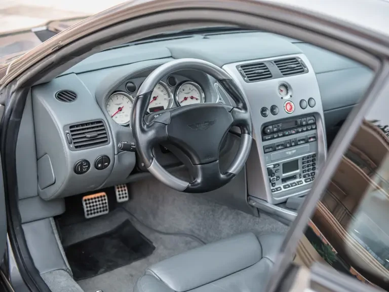 2003 Aston Martin Vanquish 1st Gen - Image 10 of 31