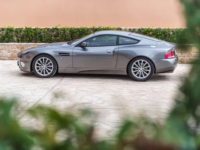 2003 Aston Martin Vanquish 1st Gen - Image 6 of 31