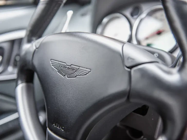2003 Aston Martin Vanquish 1st Gen - Image 23 of 31