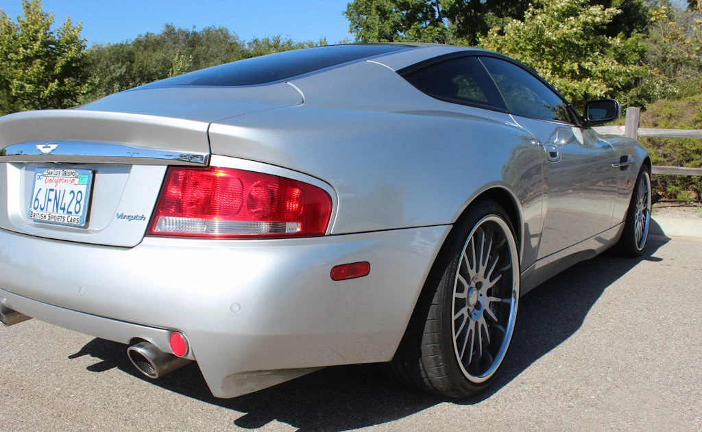 2003 Aston Martin Vanquish 1st Gen - Image 13 of 31
