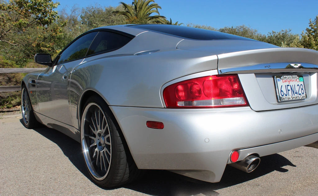 2003 Aston Martin Vanquish 1st Gen - Image 12 of 31