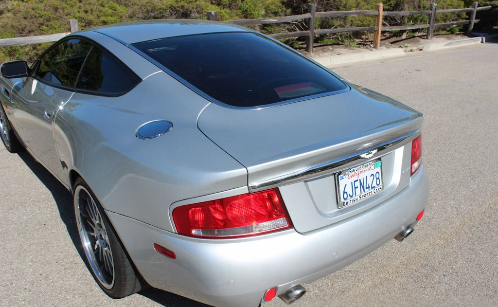 2003 Aston Martin Vanquish 1st Gen - Image 11 of 31