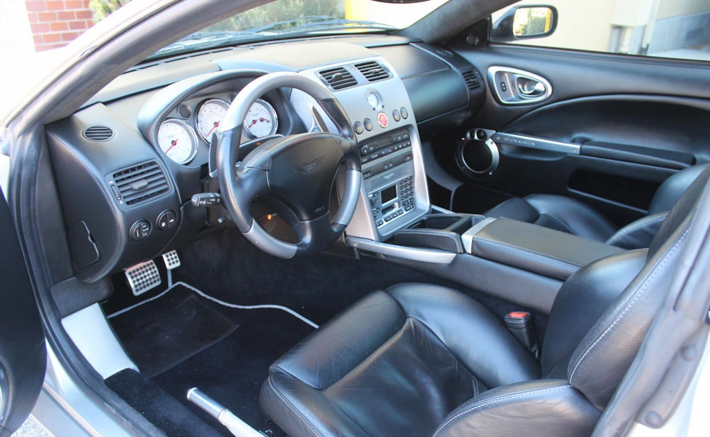 2003 Aston Martin Vanquish 1st Gen - Image 20 of 31