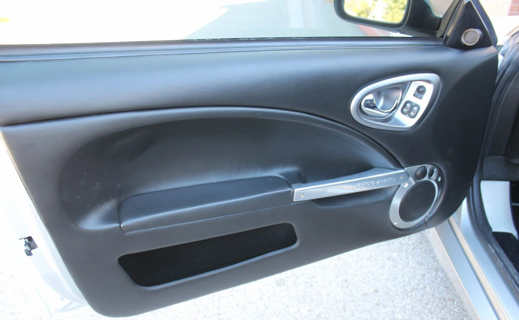 2003 Aston Martin Vanquish 1st Gen - Image 28 of 31