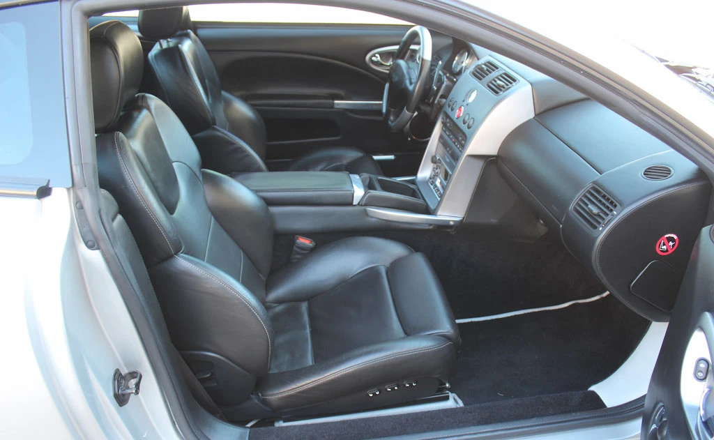 2003 Aston Martin Vanquish 1st Gen - Image 21 of 31