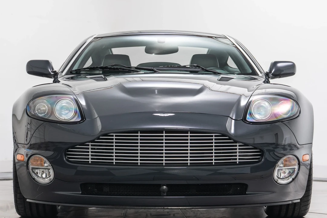2003 Aston Martin Vanquish 1st Gen - Image 4 of 21