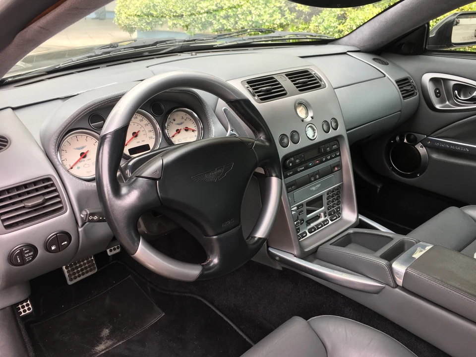 2003 Aston Martin Vanquish 1st Gen - Image 28 of 31