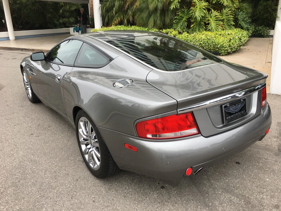 2003 Aston Martin Vanquish 1st Gen - Image 12 of 31